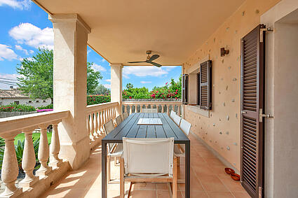 3. Villa with terrace